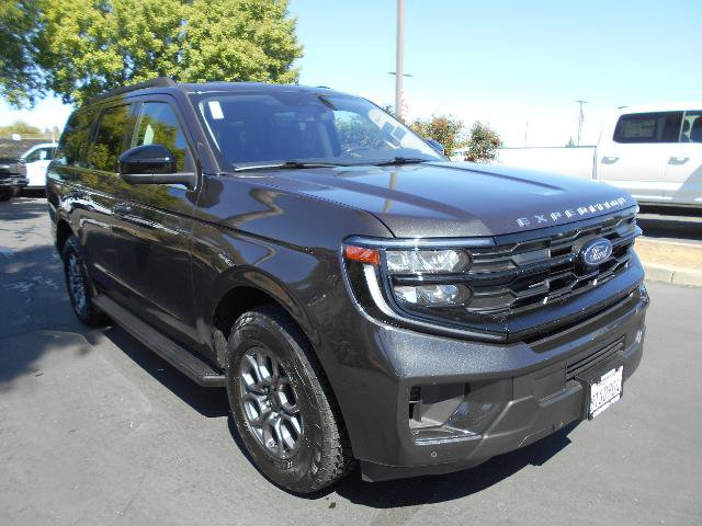 Certified 2025 Ford Expedition Active RWD image 6