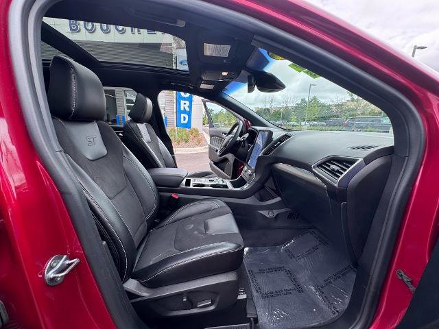 Certified 2024 Ford Edge ST w/ Equipment Group 401A image 31