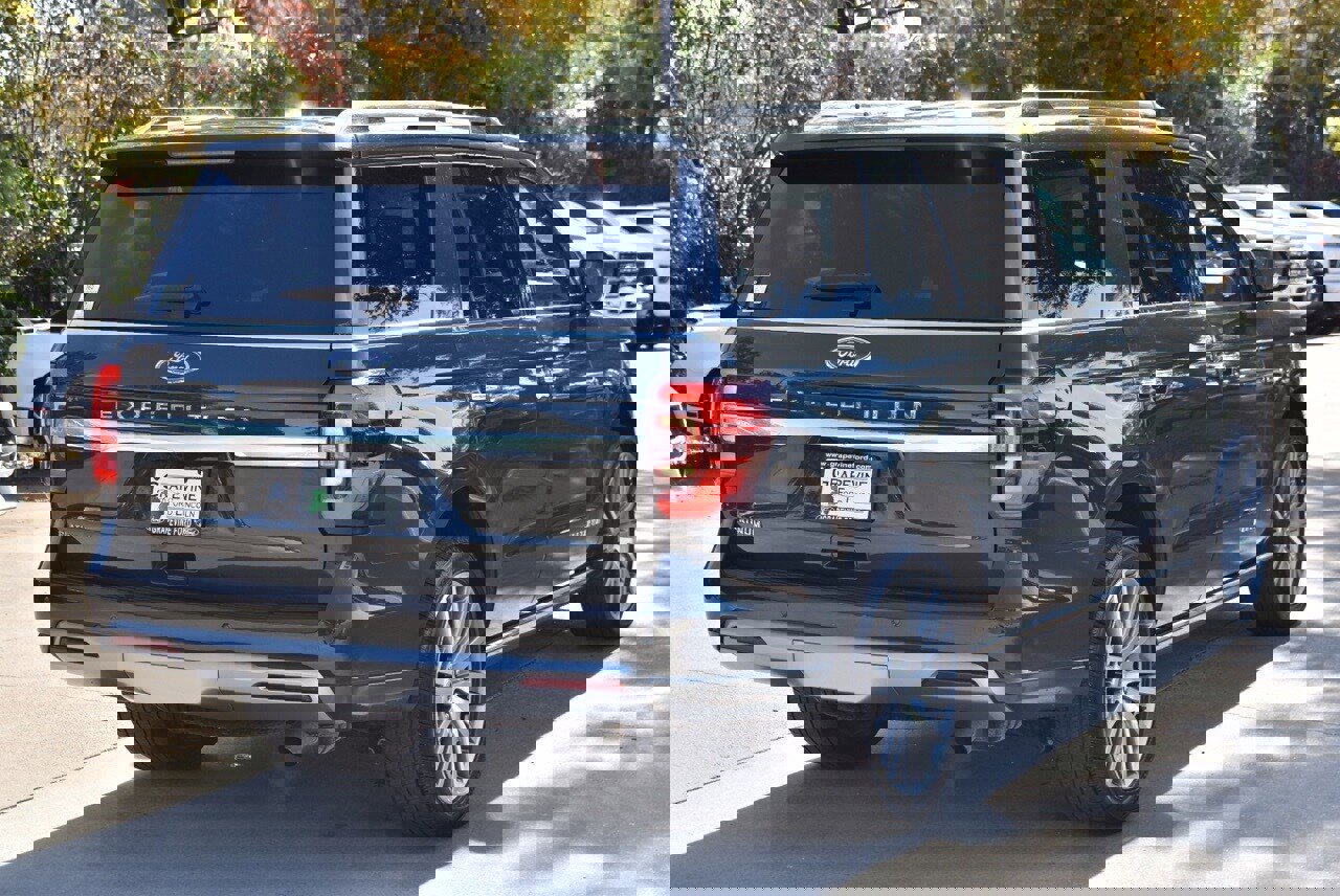 Certified 2022 Ford Expedition Platinum image 8