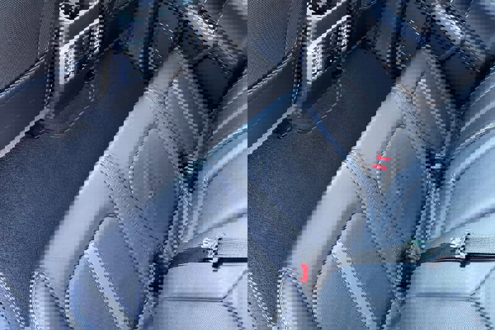 Certified 2019 Ford F350 Platinum w/ Platinum Ultimate Package image 10