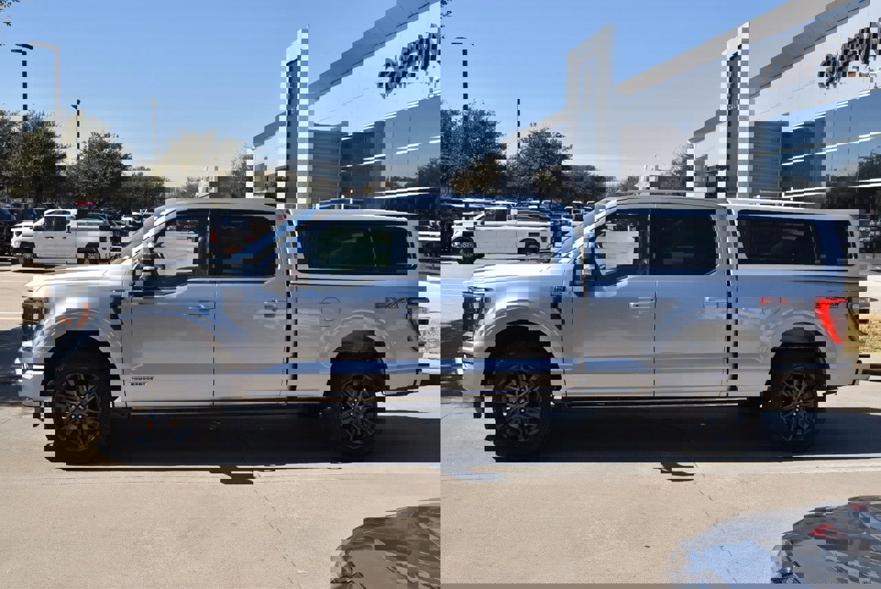 Certified 2022 Ford F150 Lariat w/ Equipment Group 502A High image 4