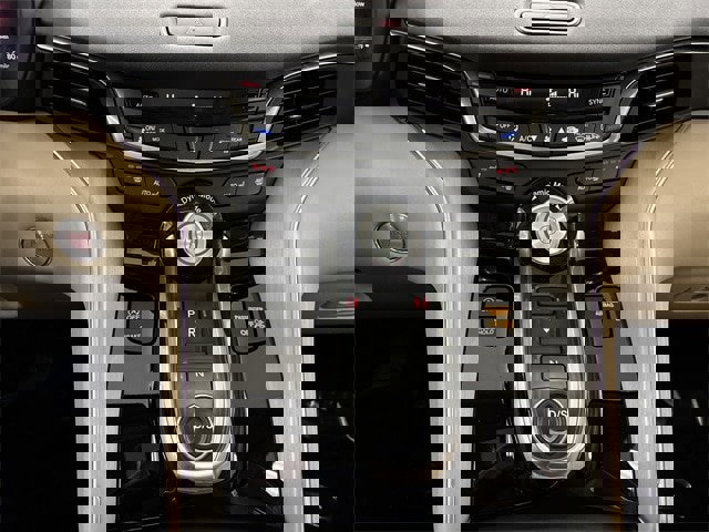 Used 2024 Acura TLX w/ Technology Package image 11