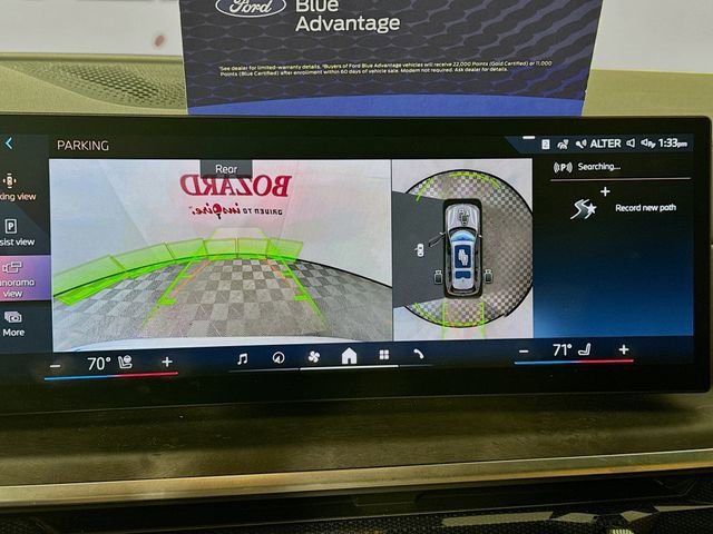 Used 2024 BMW X7 xDrive40i w/ M Sport Package image 17