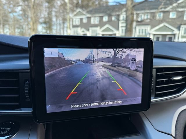 Certified 2022 Ford Explorer XLT w/ Equipment Group 202A image 9