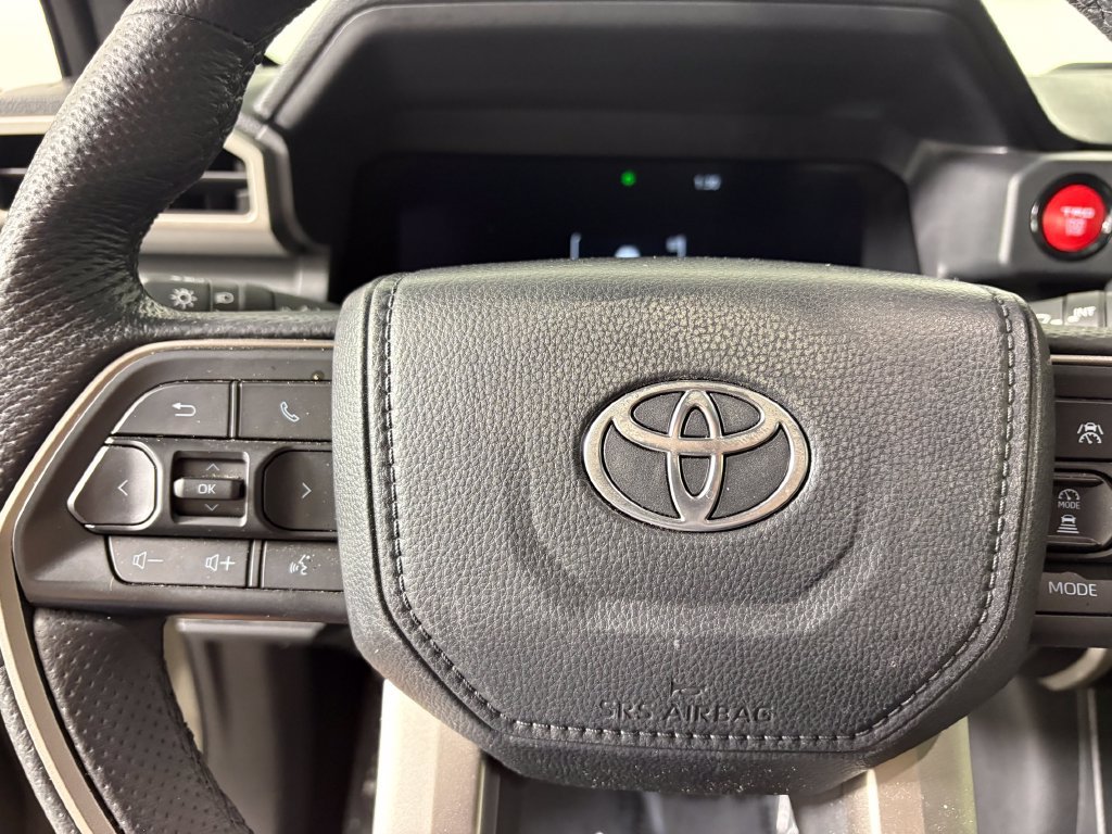 Used 2024 Toyota Tacoma TRD Off-Road w/ TRD Off Road Premium Package AWD/4WD image 23