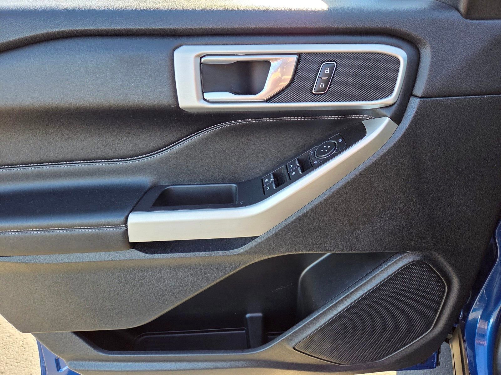 Certified 2023 Ford Explorer XLT AWD/4WD image 18