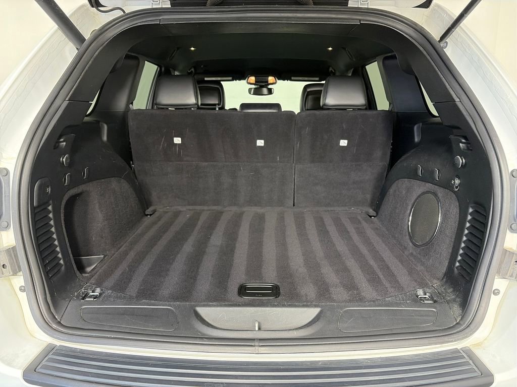 Used 2019 Jeep Grand Cherokee Altitude image 27