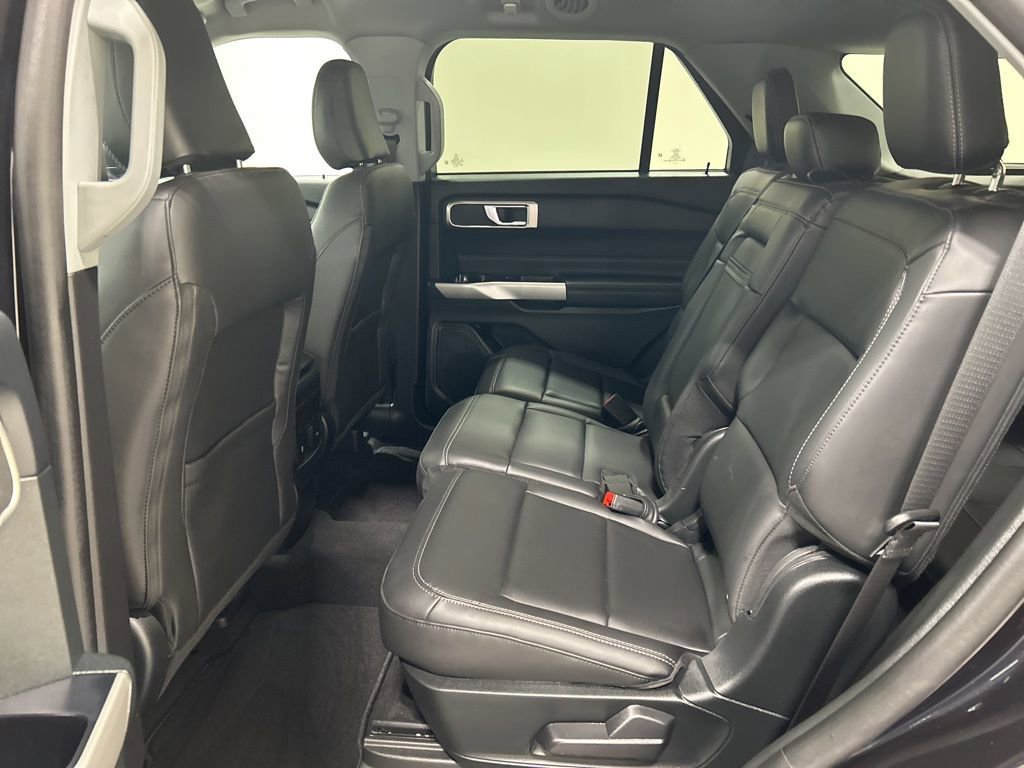 Certified 2023 Ford Explorer XLT w/ Equipment Group 202A image 28