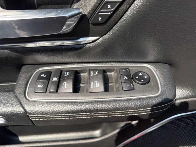 Used 2021 RAM 1500 Laramie w/ Sport Appearance Package AWD/4WD image 10