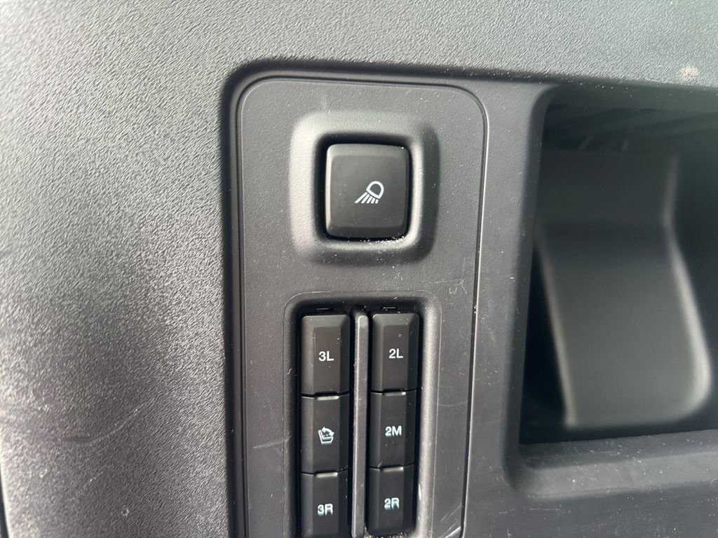 Certified 2025 Ford Expedition Max Platinum image 21