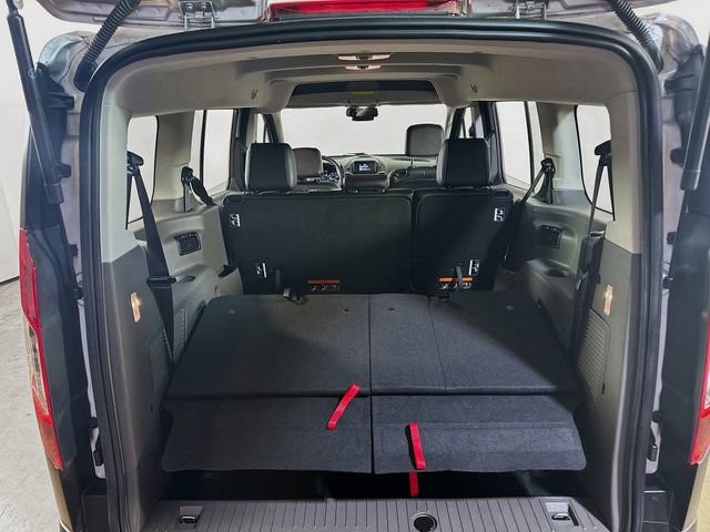 Certified 2021 Ford Transit Connect XL image 9