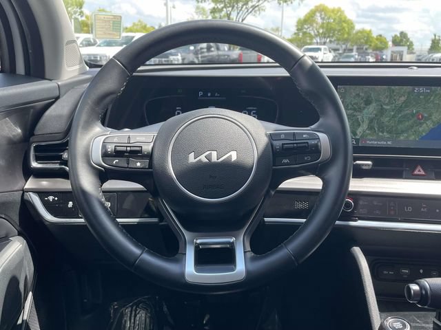 Used 2023 Kia Sportage EX FWD image 9