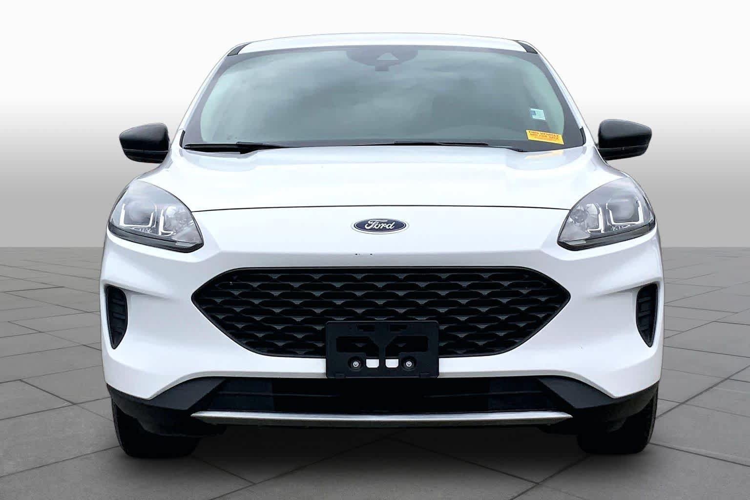 Certified 2020 Ford Escape S FWD image 4
