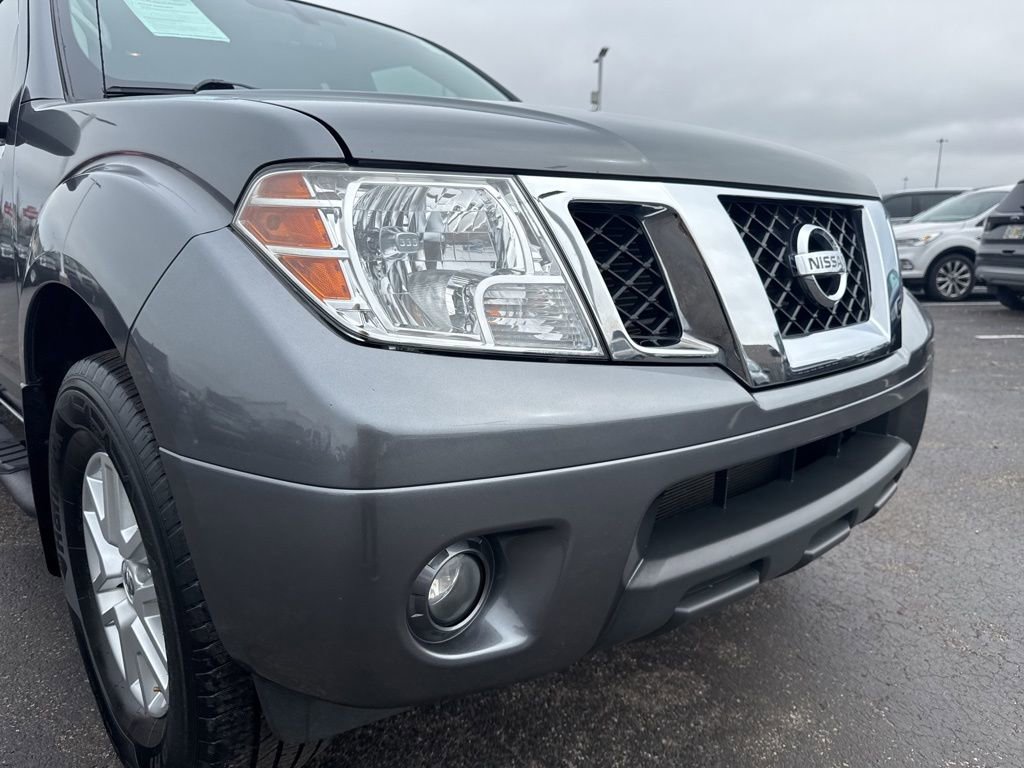 Used 2020 Nissan Frontier SV image 14