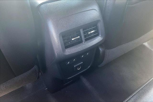 Used 2022 Chevrolet Equinox Premier FWD image 33