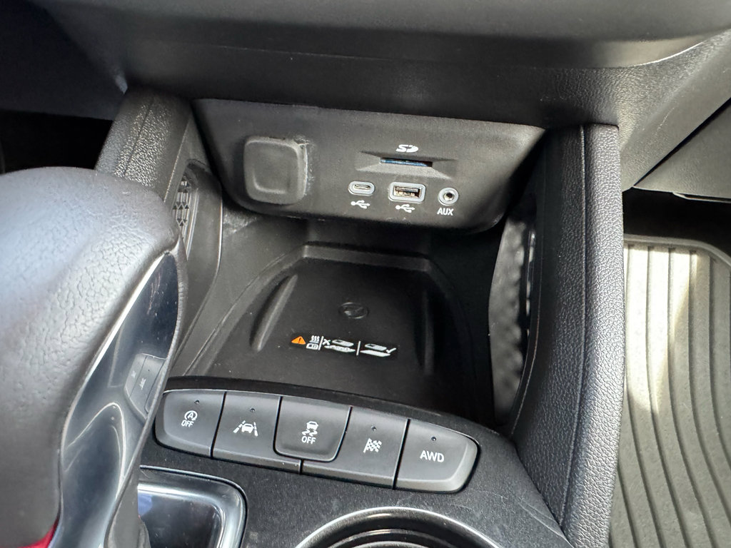 Used 2022 Chevrolet TrailBlazer RS w/ Technology Package AWD/4WD image 39