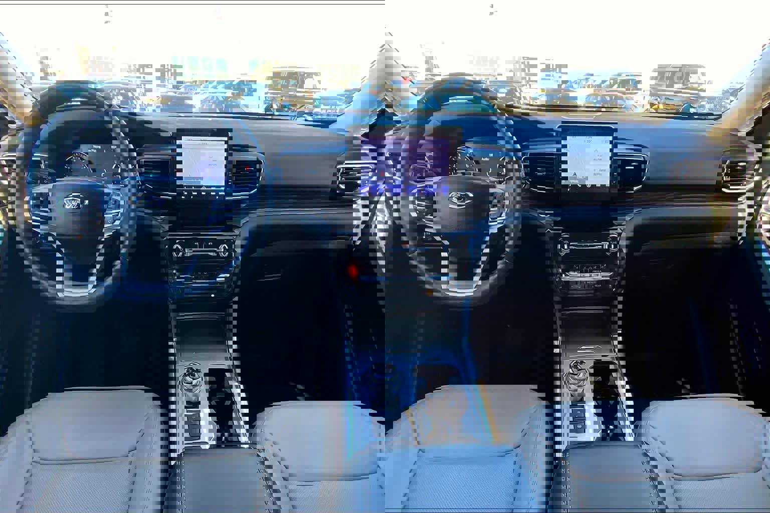 Certified 2022 Ford Explorer Limited w/ Equipment Group 301A image 15