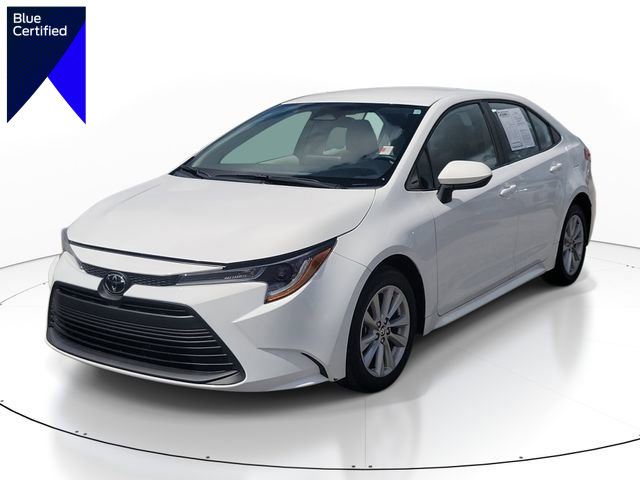 Used 2023 Toyota Corolla LE w/ LE Convenience Package