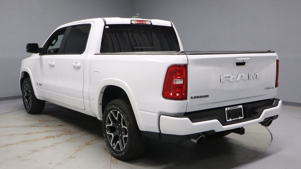 Used 2025 RAM 1500 Laramie w/ Sport Appearance Package AWD/4WD image 10