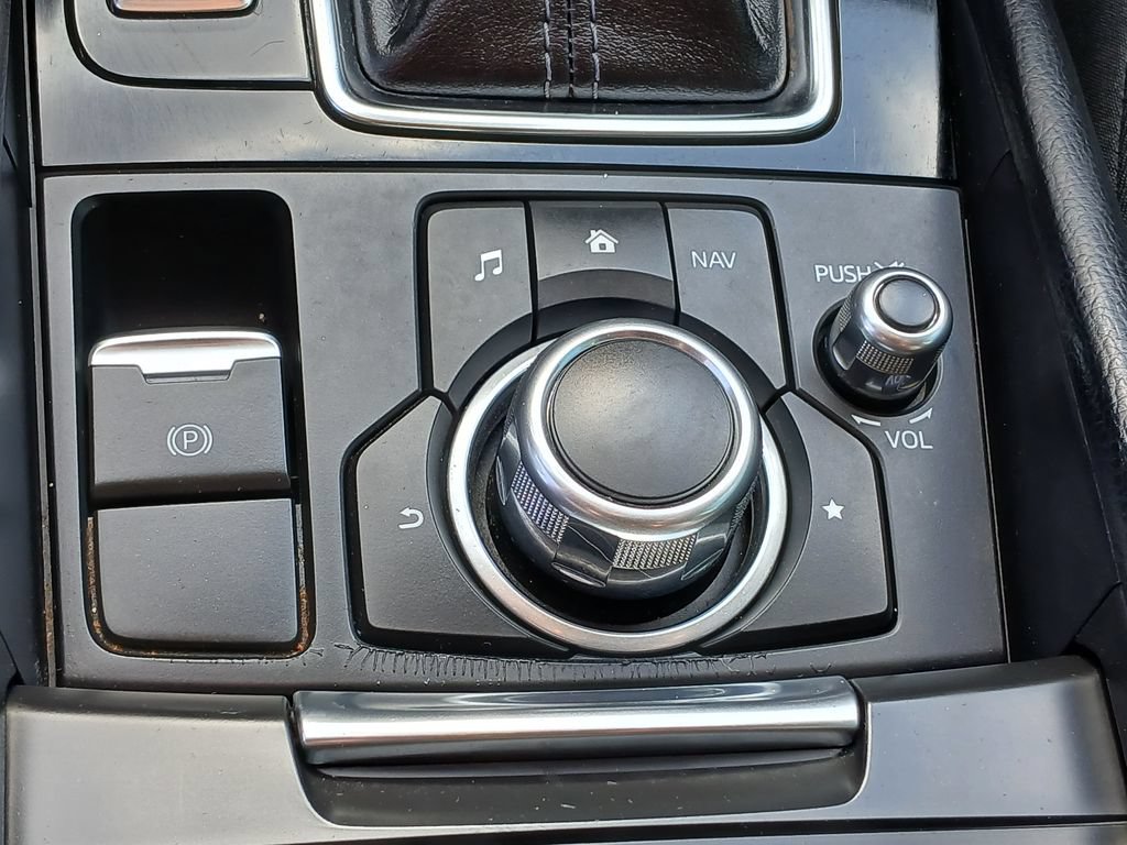 Used 2017 MAZDA MAZDA3 Sport FWD image 14