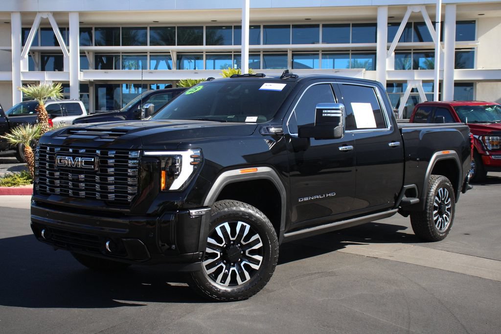 Used 2025 GMC Sierra 3500 Denali Ultimate AWD/4WD image 1