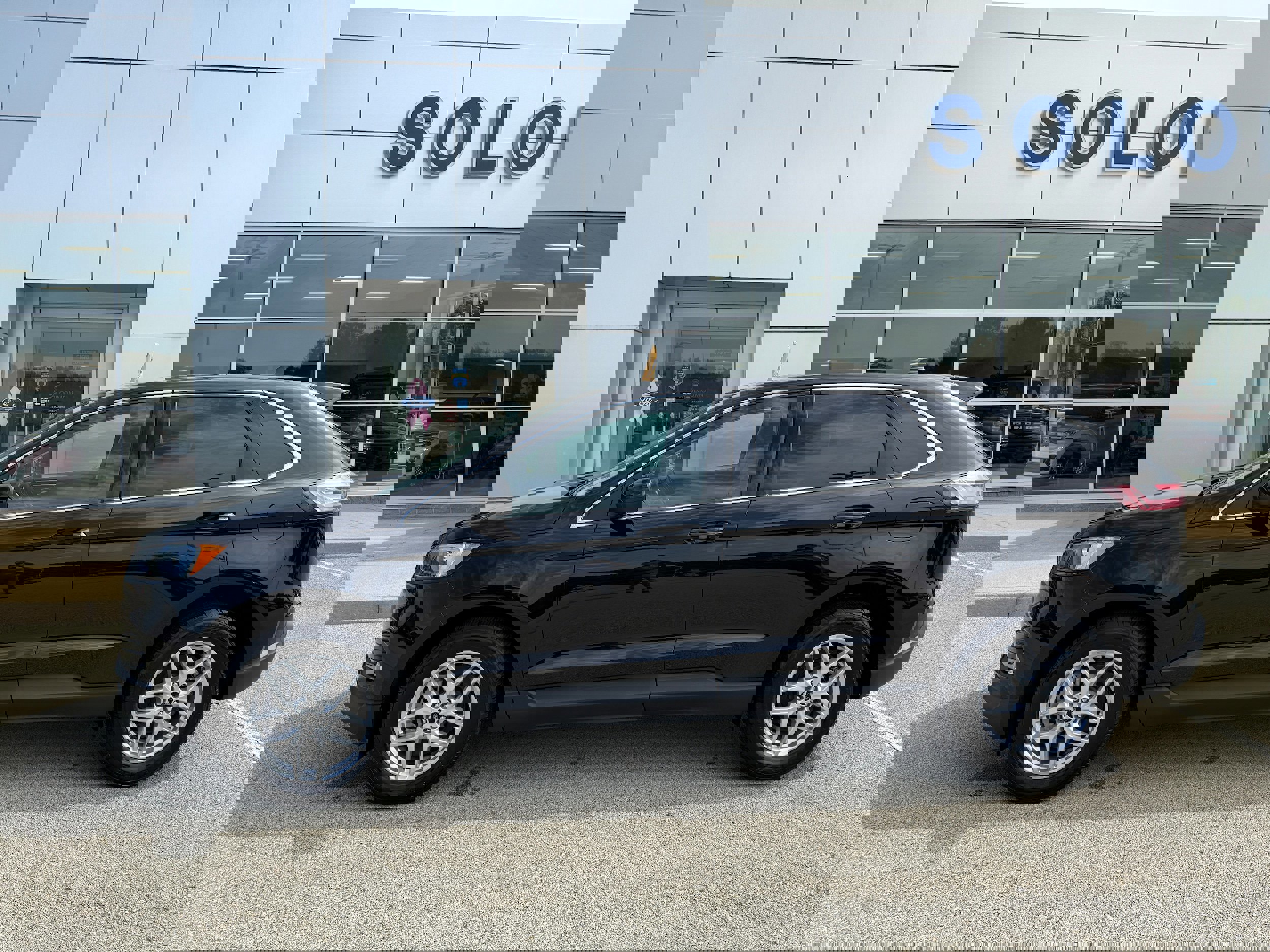 Certified 2024 Ford Edge SEL w/ Convenience Package image 6