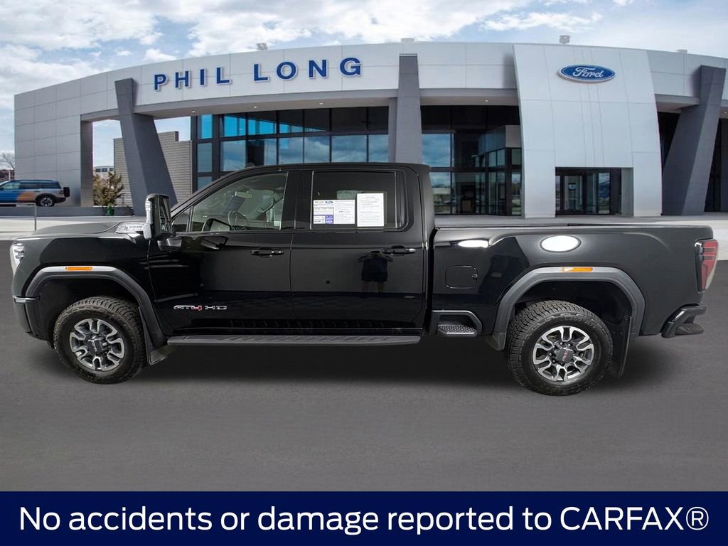 Used 2024 GMC Sierra 2500 AT4 AWD/4WD image 2