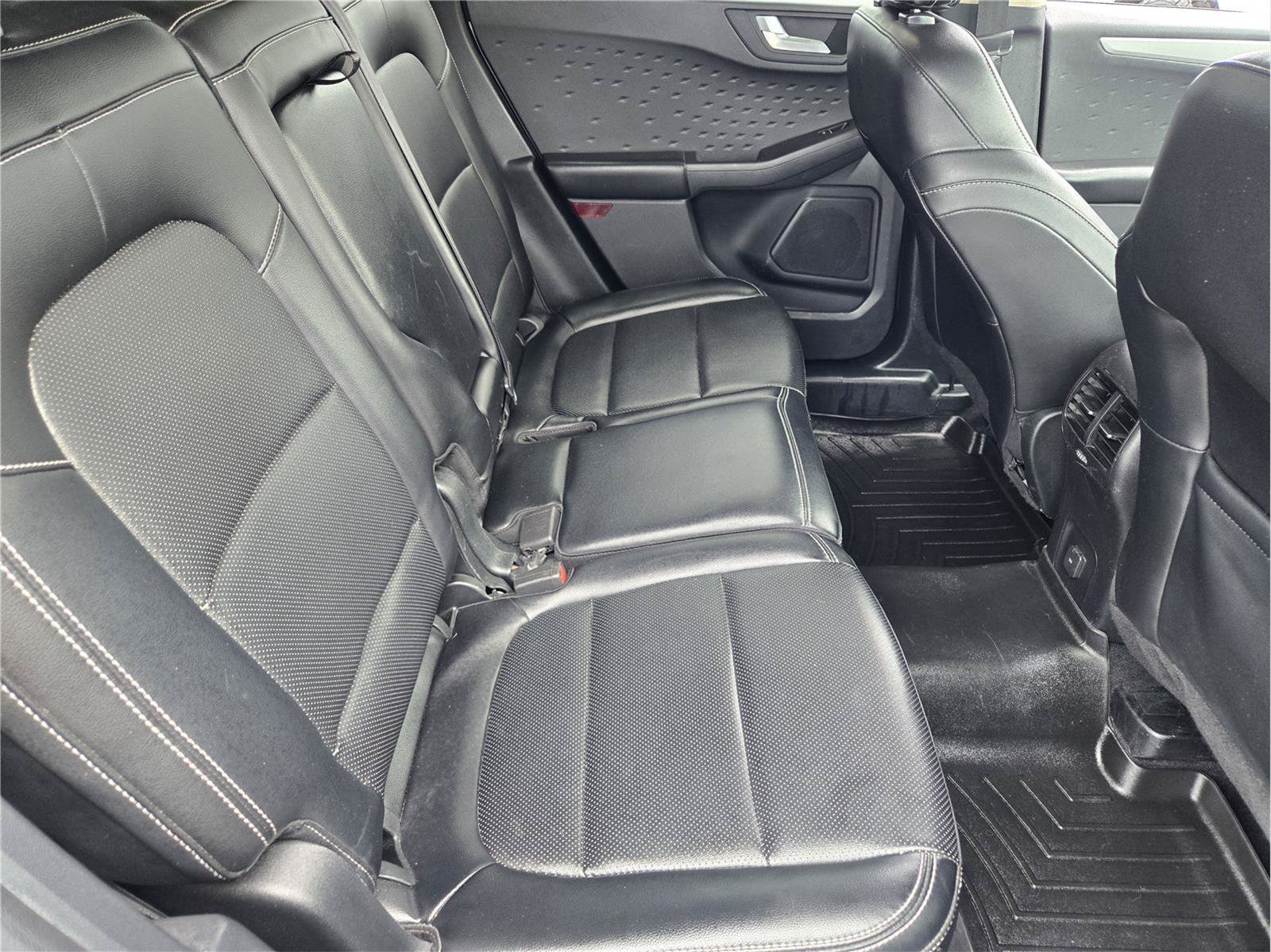 Certified 2020 Ford Escape SEL FWD image 29