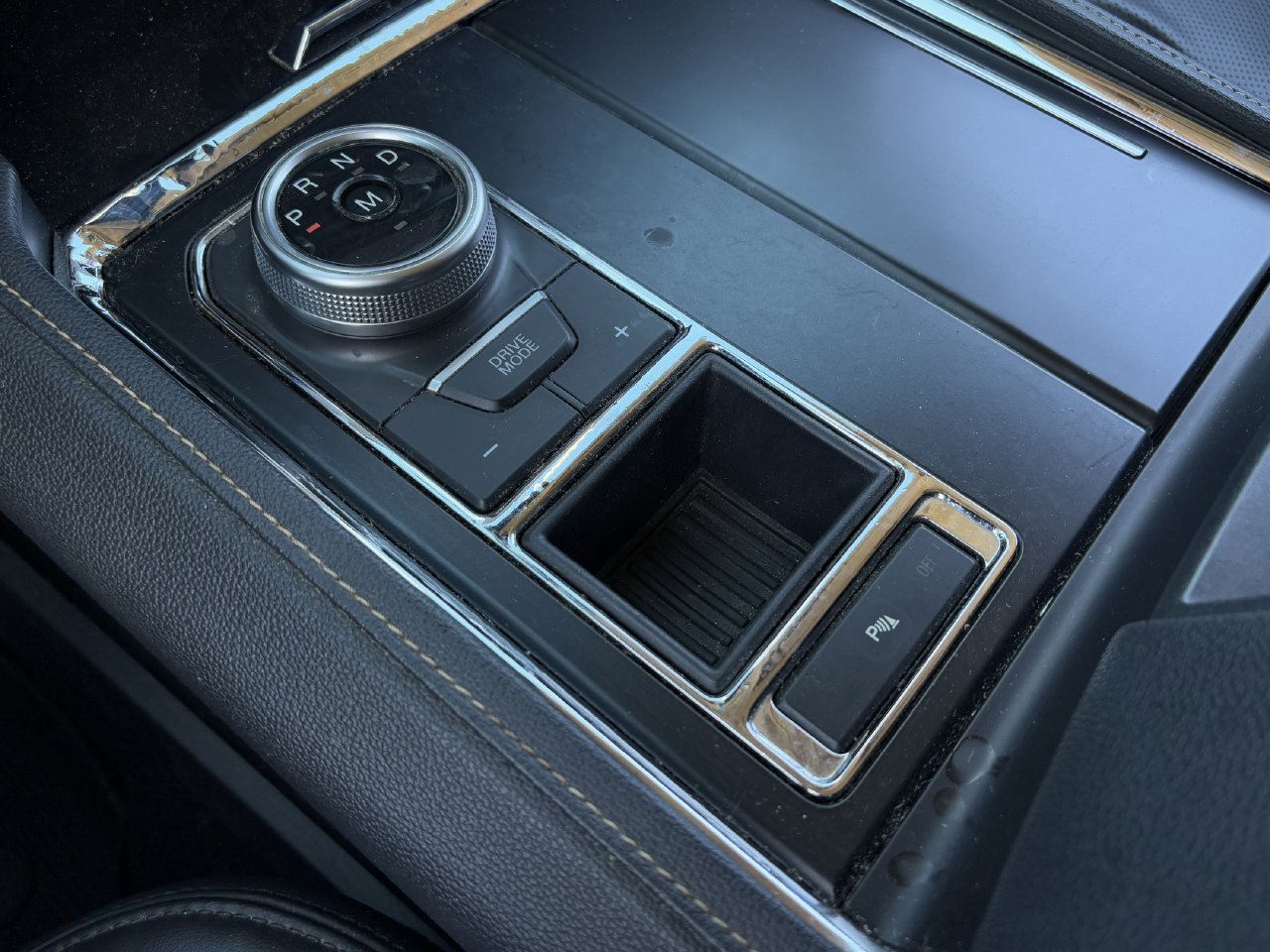 Certified 2022 Ford Expedition XLT RWD image 20