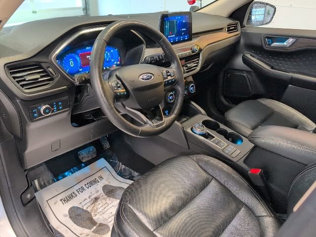 Certified 2020 Ford Escape Titanium image 12