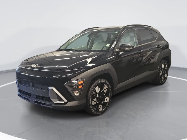 Used 2025 Hyundai Kona SEL FWD image 7