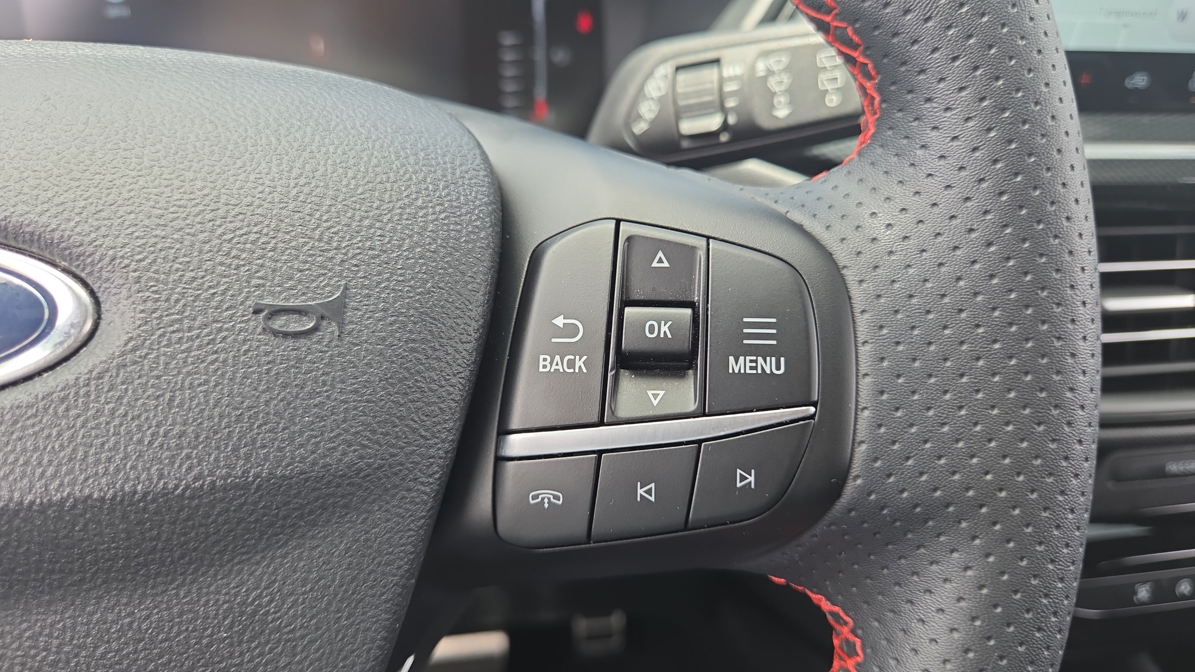 Certified 2023 Ford Escape ST-Line w/ Tech Pack #1 FWD image 23
