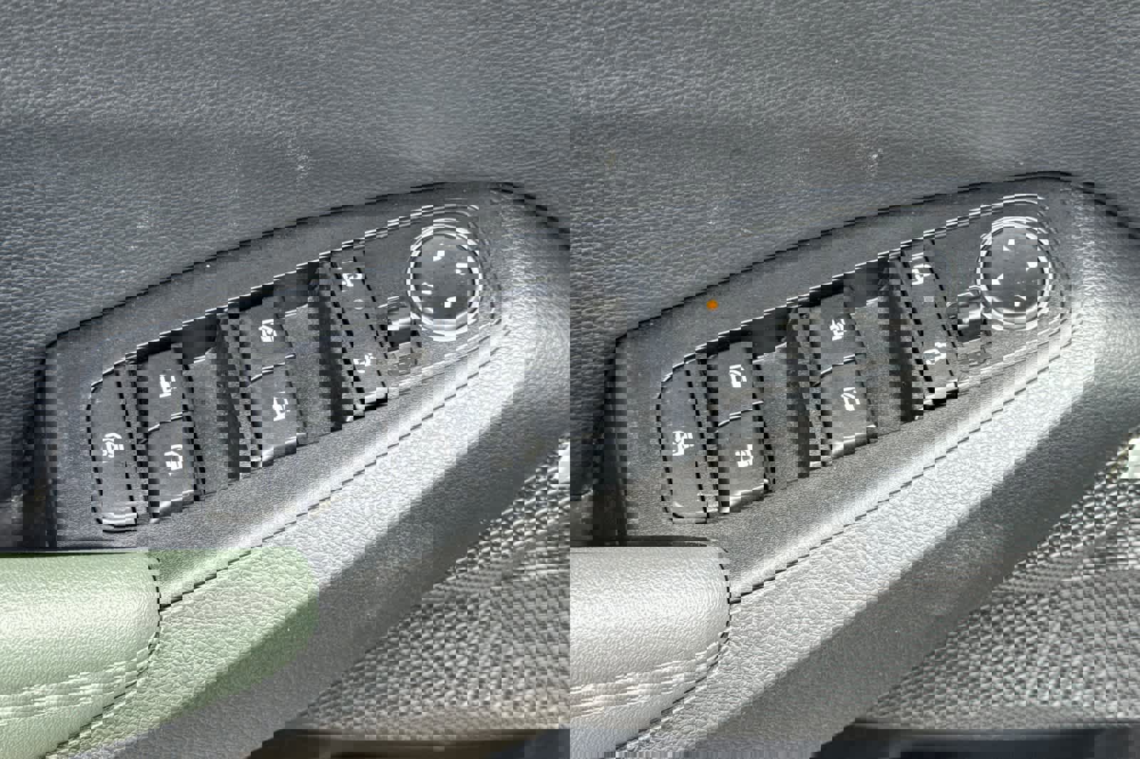 Used 2024 Kia Seltos SX image 13