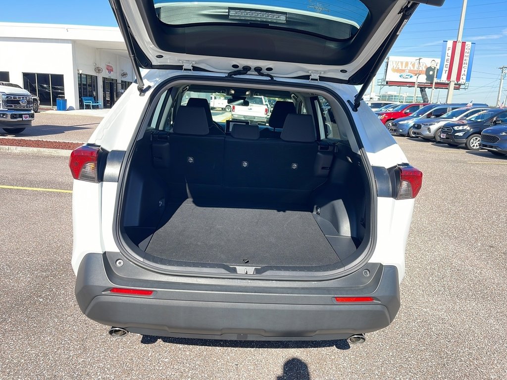 Used 2024 Toyota RAV4 XLE image 7