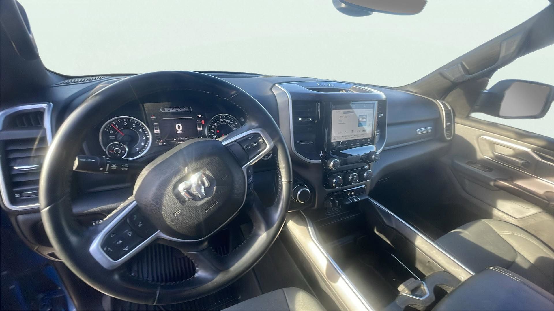 Used 2022 RAM 1500 Big Horn AWD/4WD image 11
