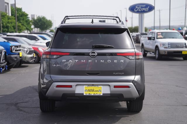 Used 2024 Nissan Pathfinder Platinum FWD image 7