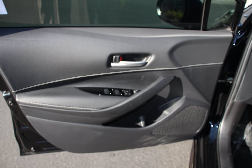 Used 2025 Toyota Corolla SE FWD image 22