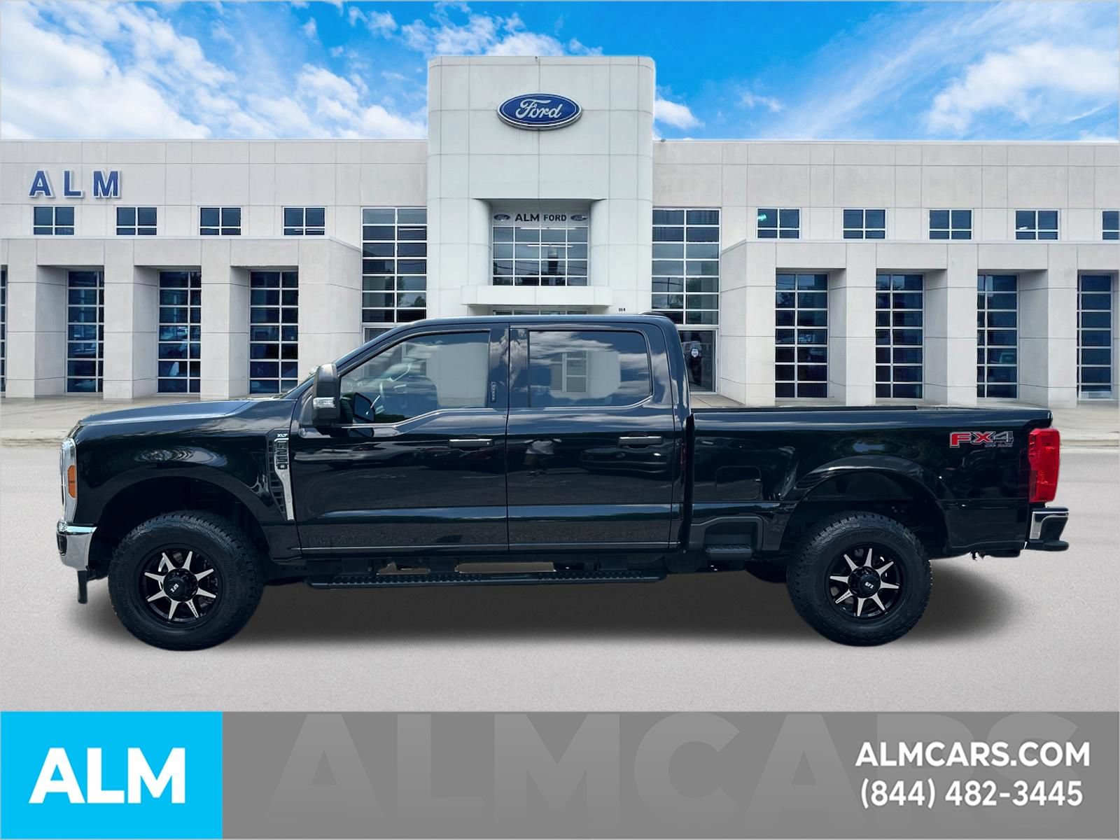 Certified 2023 Ford F250 XLT w/ FX4 Off-Road Package AWD/4WD image 9