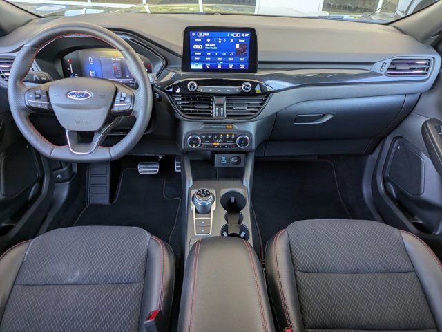 Certified 2023 Ford Escape ST-Line AWD/4WD image 9