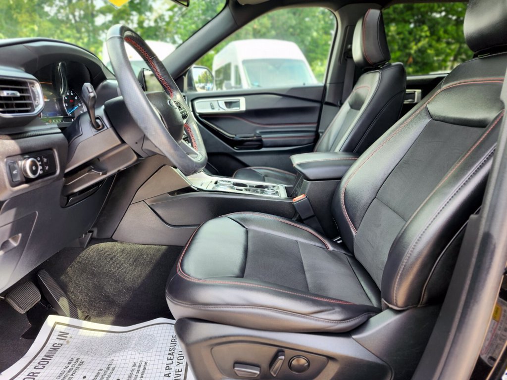 Certified 2023 Ford Explorer ST-Line w/ Class IV Trailer Tow Package AWD/4WD image 19