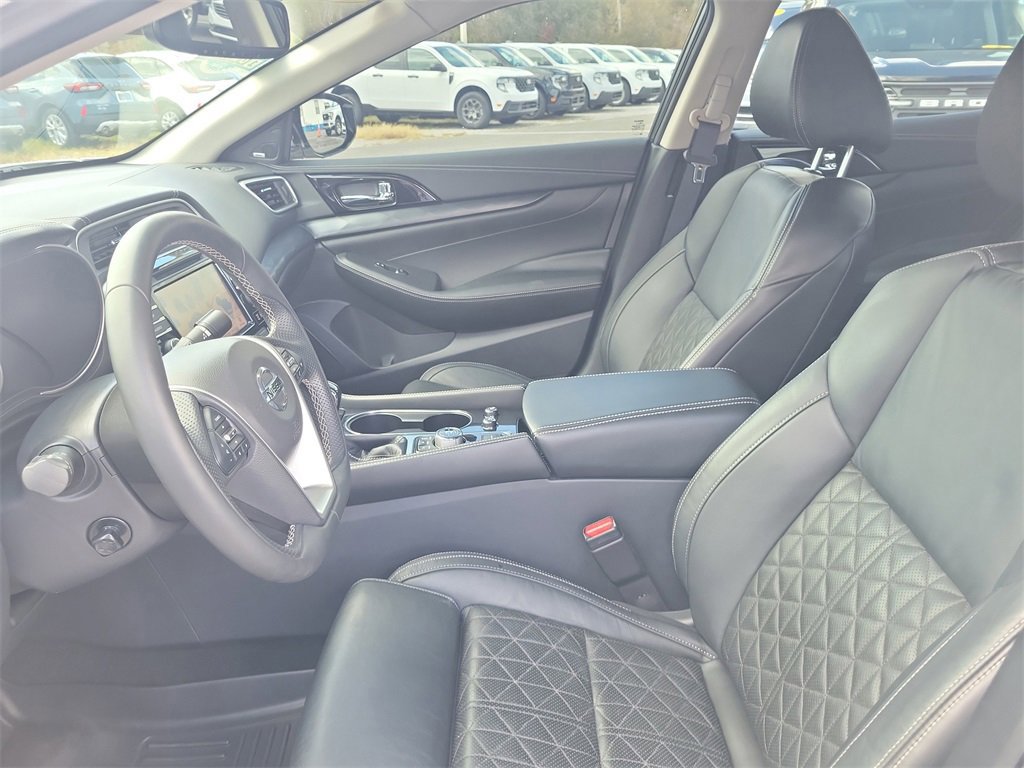 Used 2022 Nissan Maxima Platinum w/ Sport Mat Group image 16