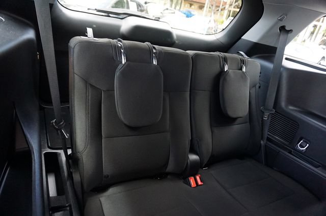Certified 2023 Ford Explorer XLT RWD image 28