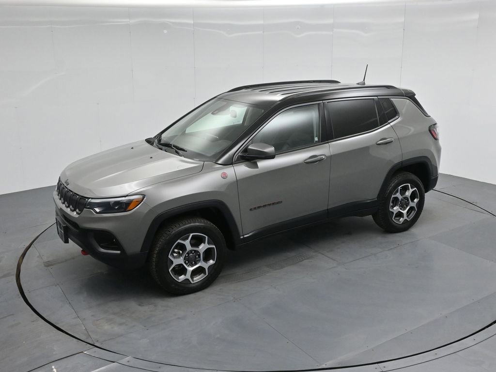 Used 2022 Jeep Compass Trailhawk w/ Trailhawk Elite Group image 42