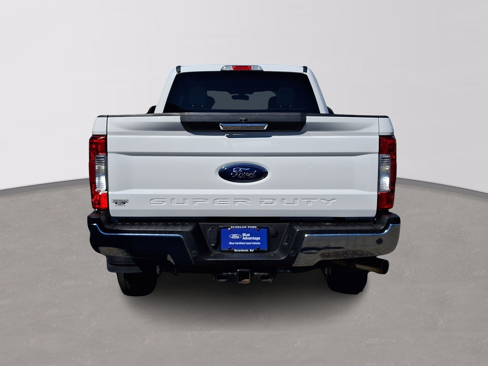 Certified 2018 Ford F250 XLT w/ XLT Premium Package AWD/4WD image 5