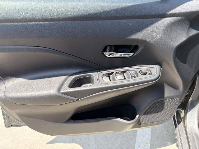 Used 2025 Nissan Versa SV FWD image 14