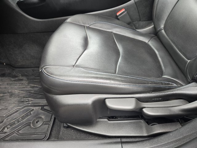 Used 2017 Chevrolet Volt LT w/ Comfort Package image 21