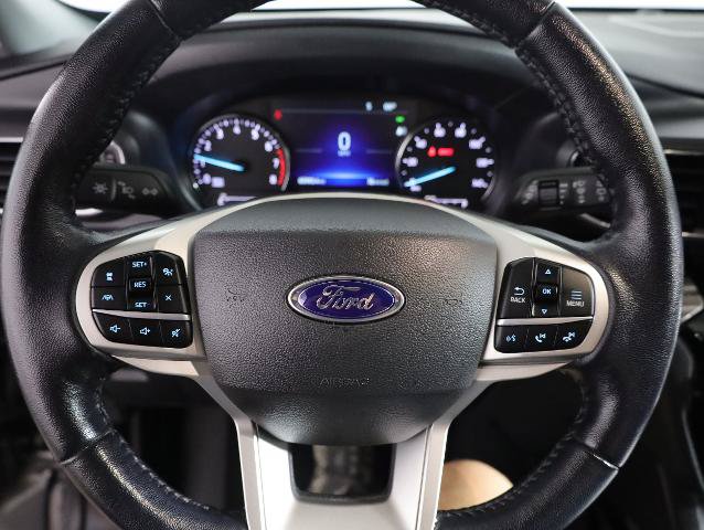 Certified 2022 Ford Explorer Limited w/ Equipment Group 301A AWD/4WD image 17
