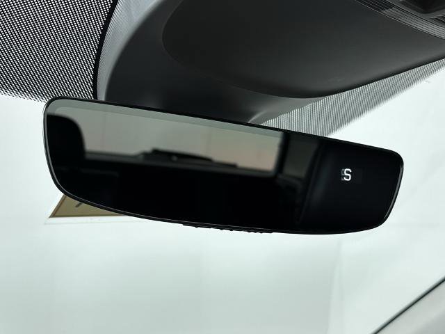 Used 2023 Volkswagen Taos SE image 28