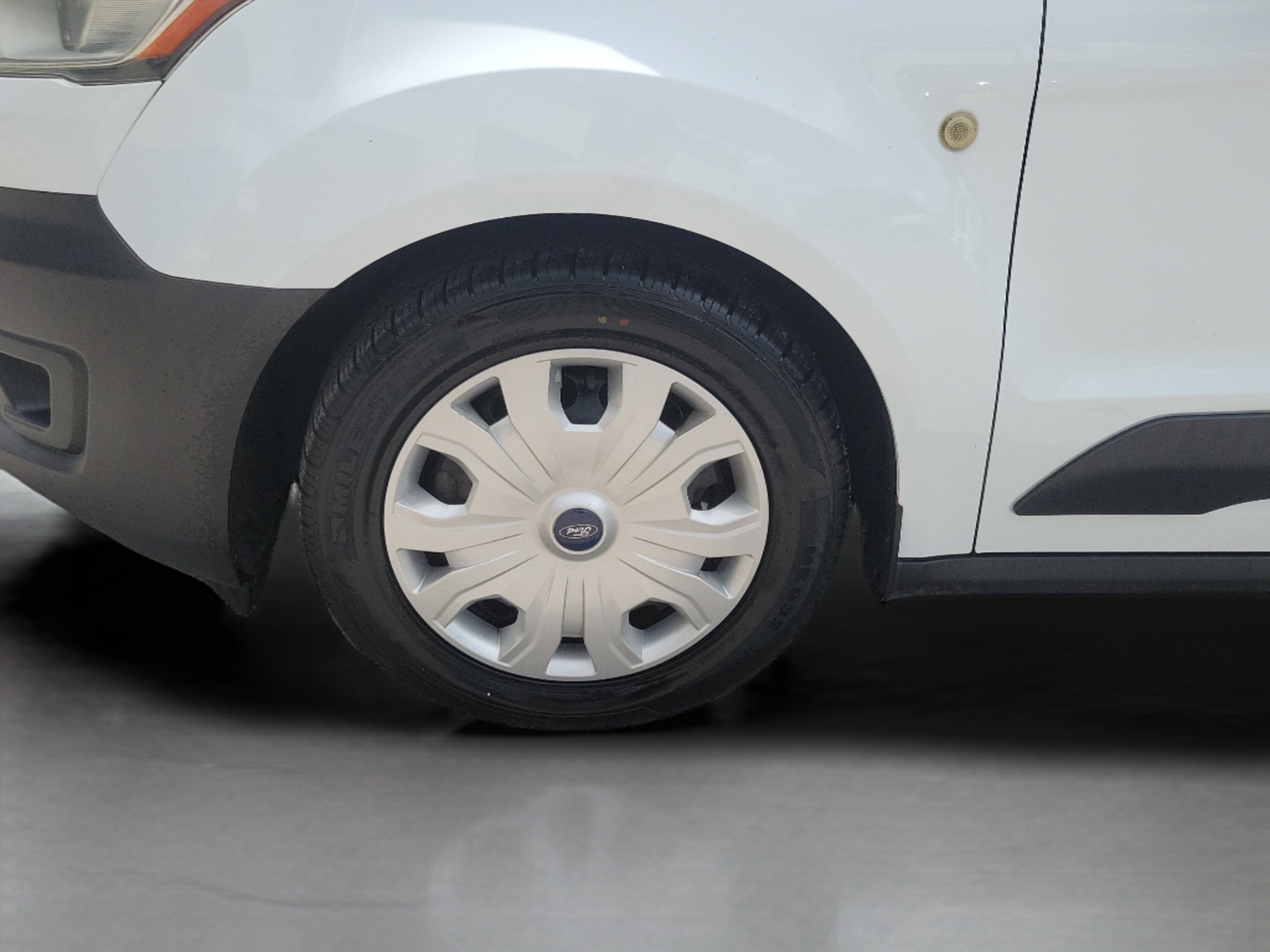 Certified 2019 Ford Transit Connect XL FWD image 6