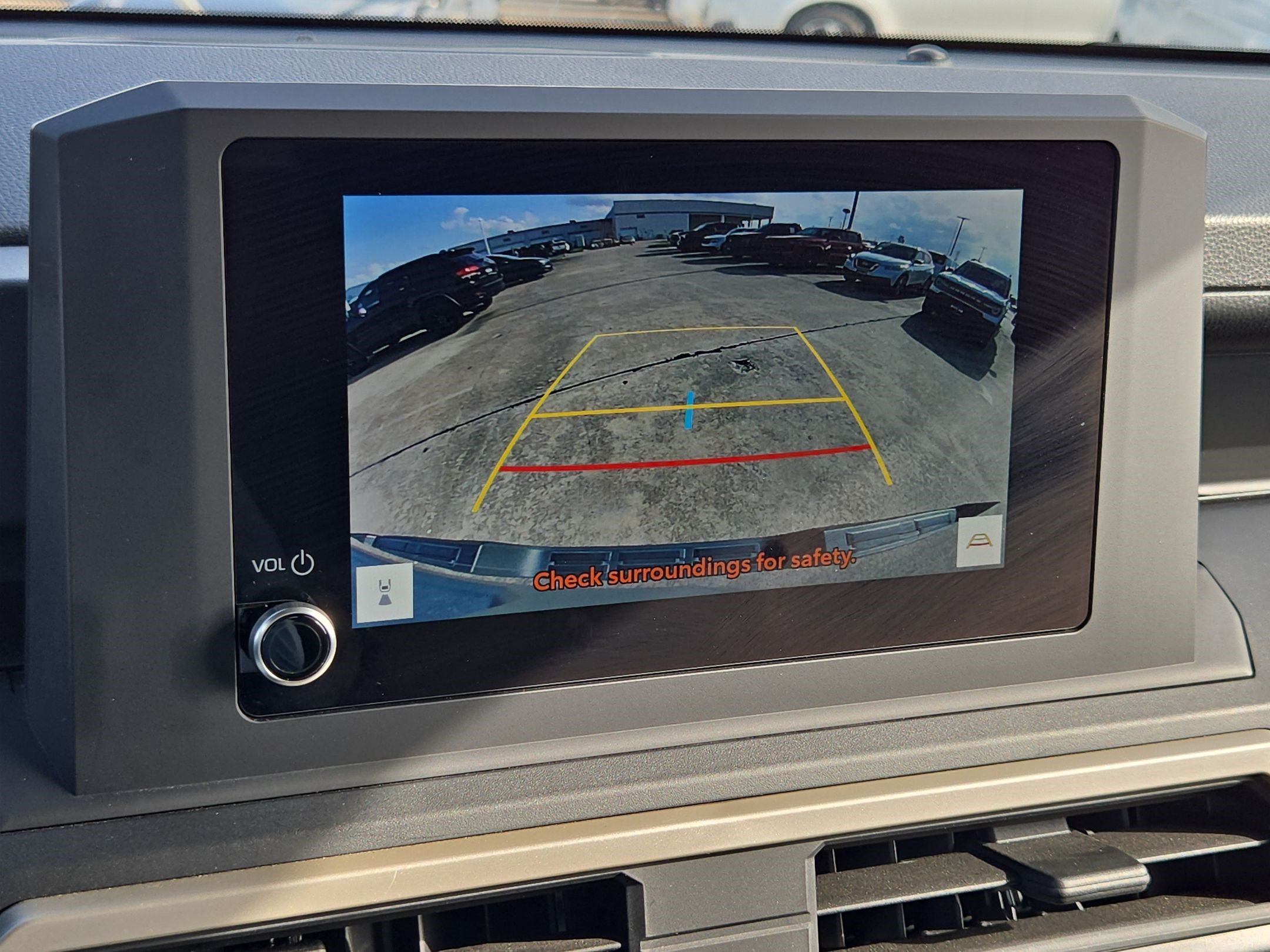 Used 2025 Toyota Tacoma SR AWD/4WD image 25